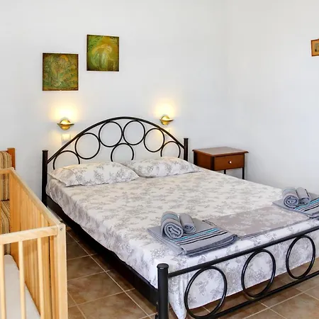 Holiday home House Fany - Traditional House Just In Front Of The Sea *