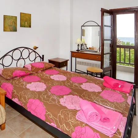 House Fany - Traditional House Just In Front Of The Sea Holiday home Akti Salonikiou