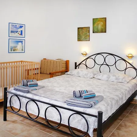 House Fany - Traditional House Just In Front Of The Sea Akti Salonikiou