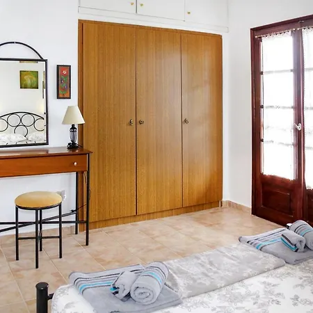 Holiday home House Fany - Traditional House Just In Front Of The Sea *