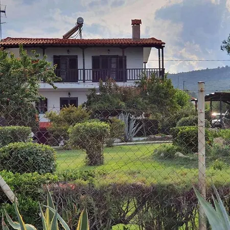 House Fany - Traditional House Just In Front Of The Sea Holiday home Akti Salonikiou