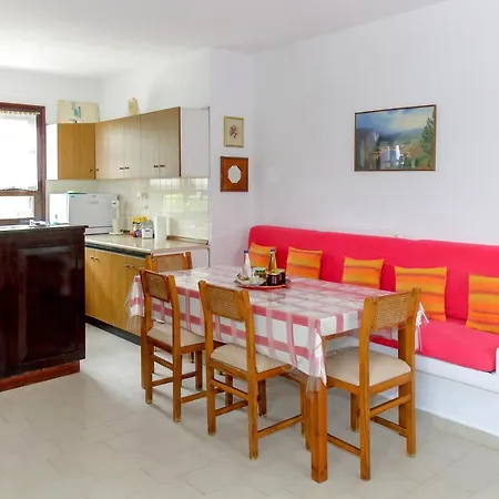 Holiday home House Fany - Traditional House Just In Front Of The Sea